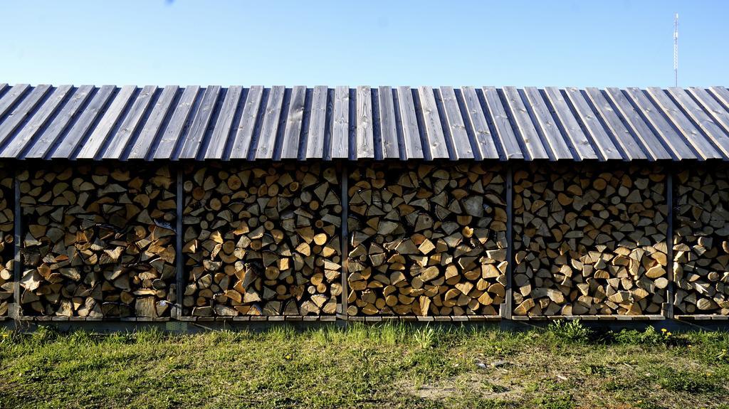 Zaku Krogs Jurkalne Exteriör bild